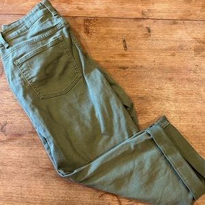 NWOT Green Jean Capris